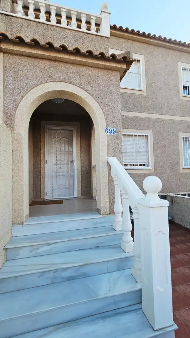 Dúplex de alquiler en Santa Pola con Aire acondicionado, Calefacción y Terraza