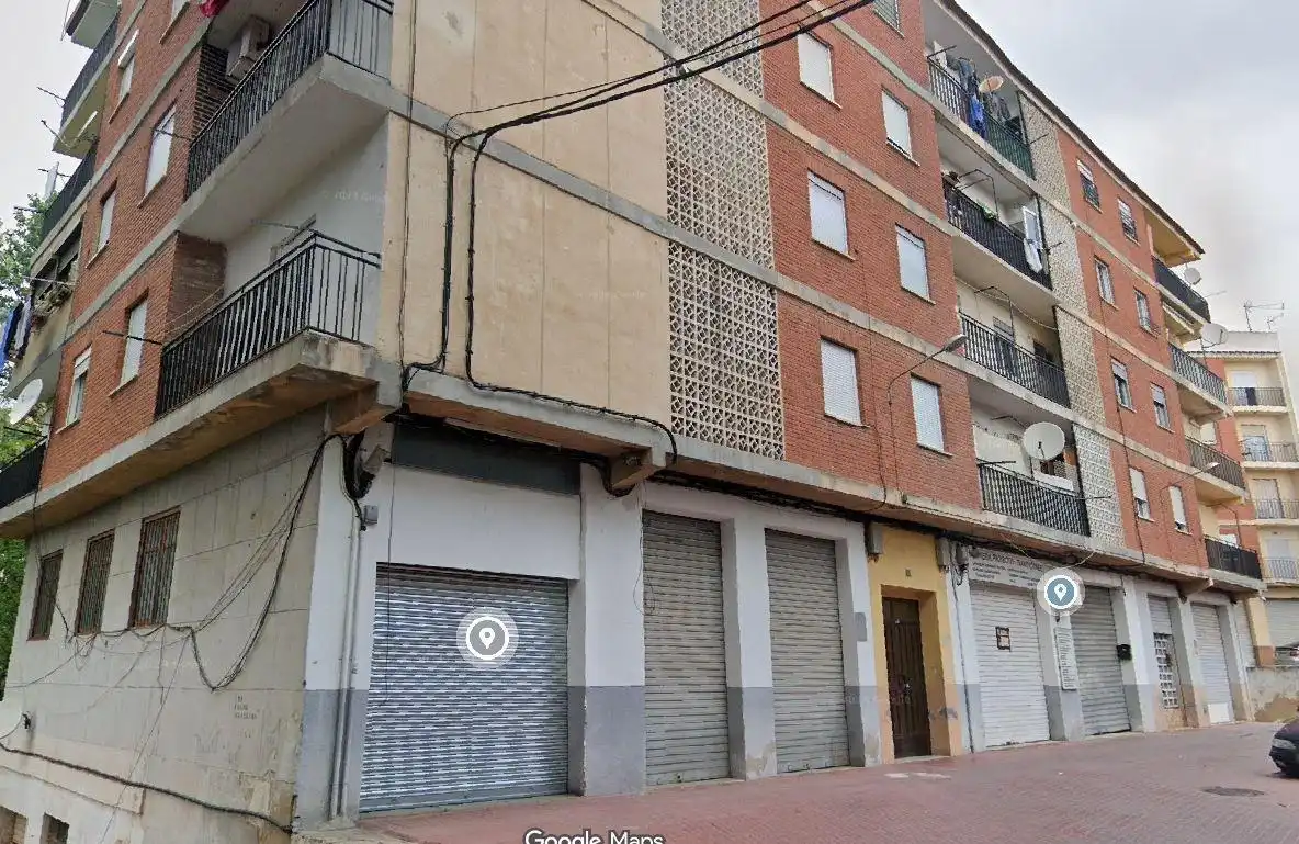 Vista exterior de Piso en venta en Buñol