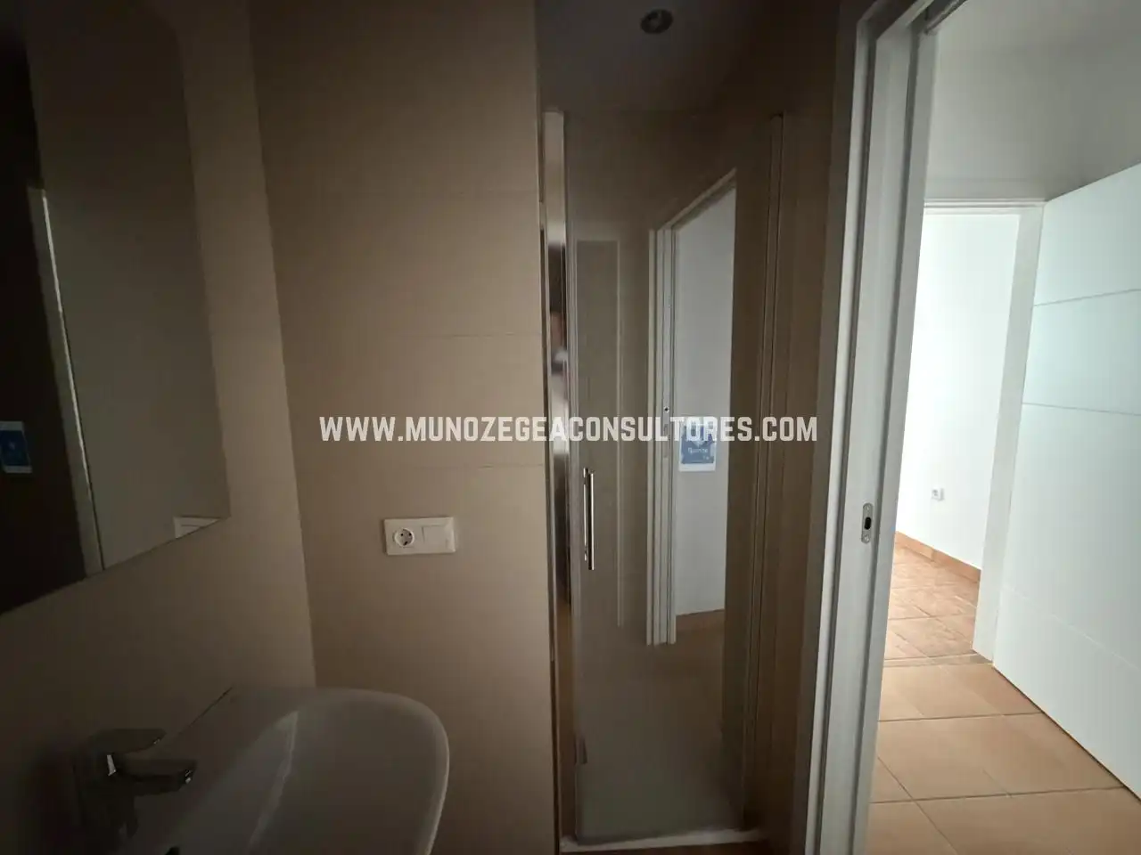 Badezimmer von Haus oder Chalet zur Miete in Rute mit Klimaanlage und Möbliert