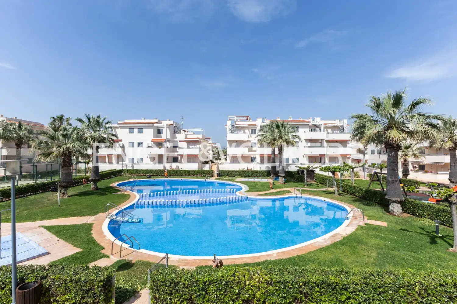 Schwimmbecken von Wohnung zum Verkauf in Alcalà de Xivert mit Klimaanlage, Heizung und Terrasse