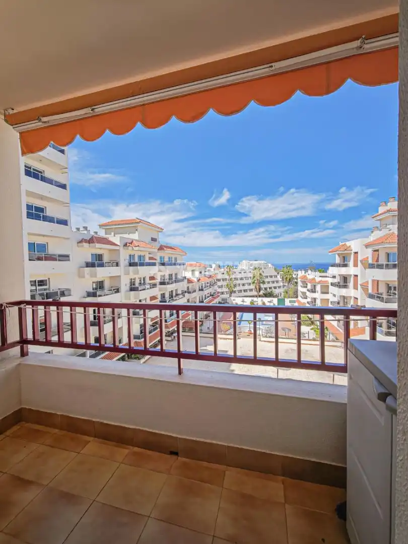 Vista exterior de Piso en venta en Arona