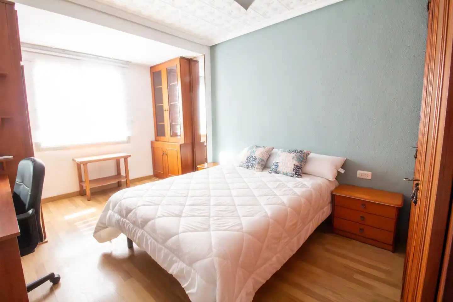 Bedroom of Flat for rent in Valencia  with Air Conditioner and Furnished