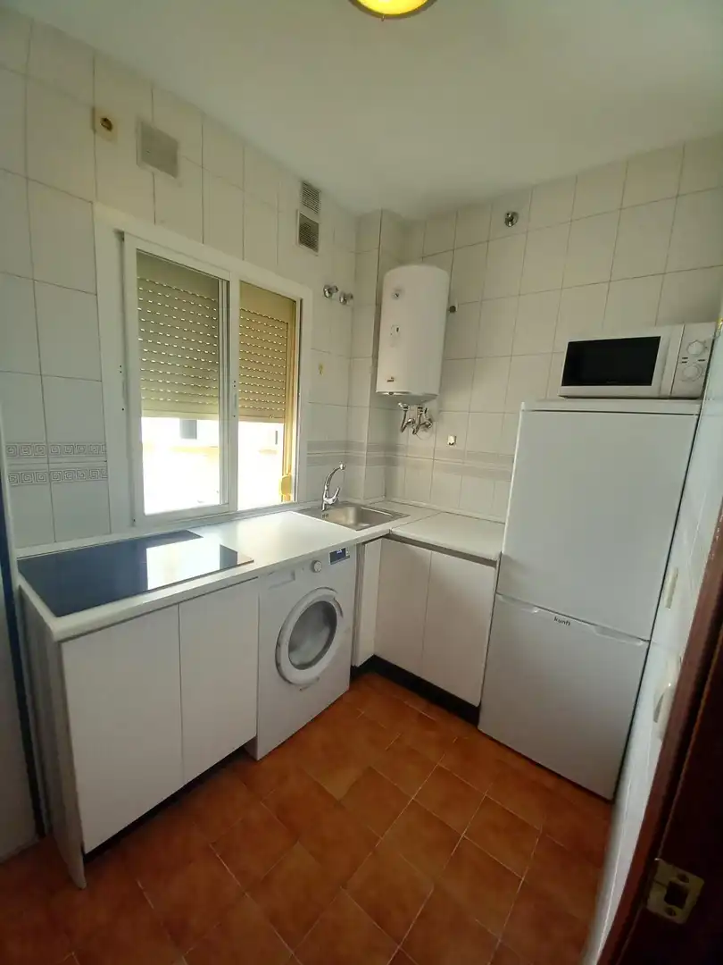 Flat for rent in Calle Victoria, La Victoria