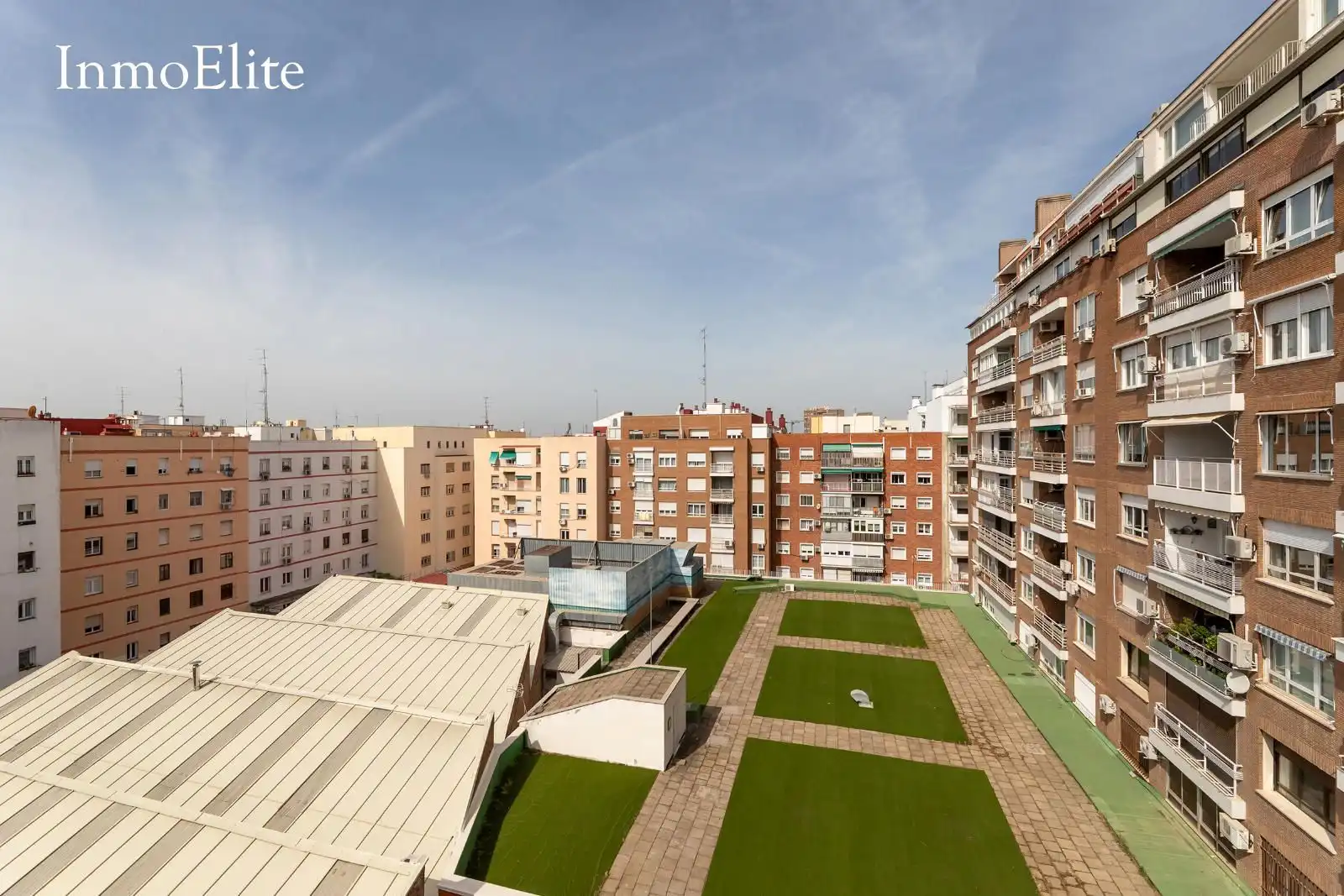 Vista exterior de Pis en venda en Madrid amb Aire condicionat, Calefacció i Parquet
