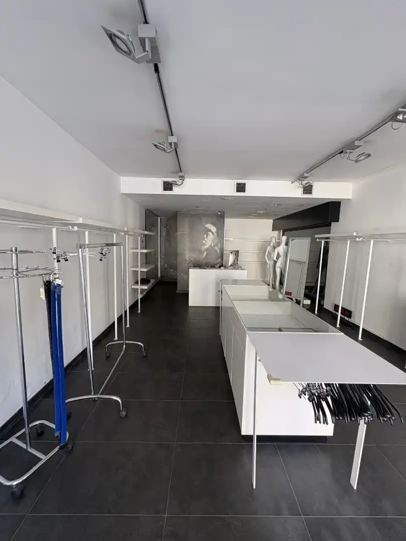 Commercial properties for rent in Súria  with Air Conditioner and Heating