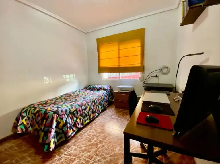 Ground floor for rent in El Cabanyal - El Canyamelar
