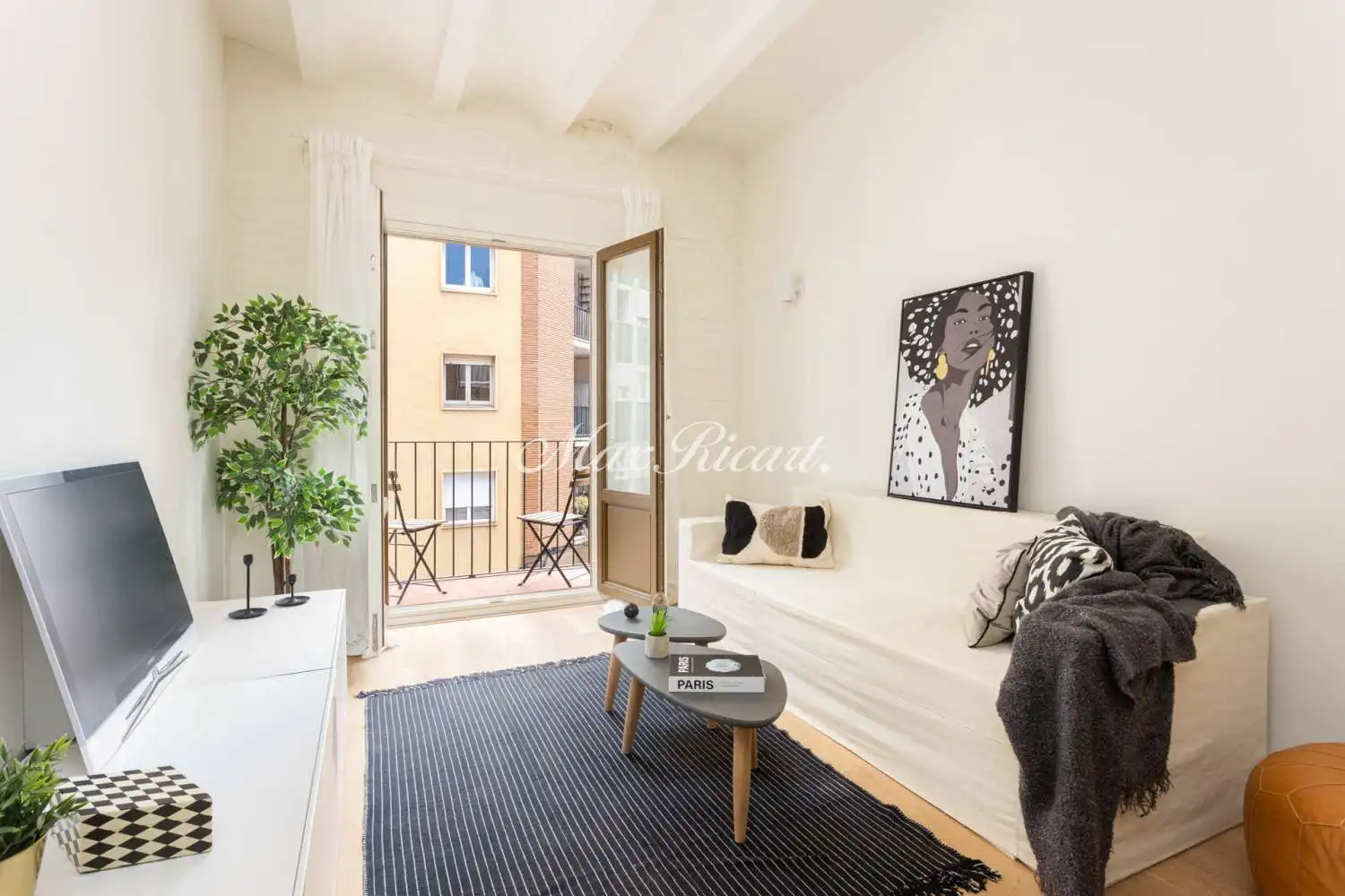 Bedroom of Flat for sale in Barcelona  with Air Conditioner, Heating and Balcony
