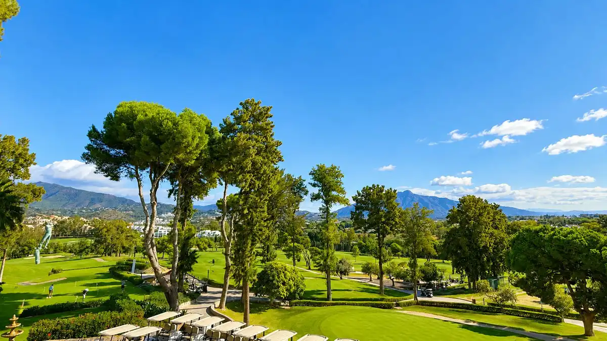 Garten von Wohnungen zum Verkauf in Estepona mit Klimaanlage, Terrasse und Abstellraum
