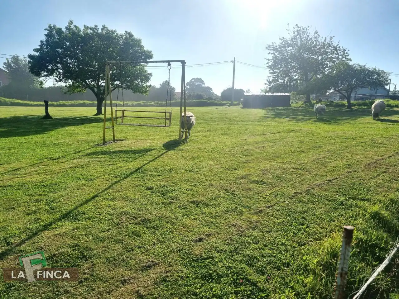 Vista exterior de Casa o xalet en venda en Castrillón amb Traster
