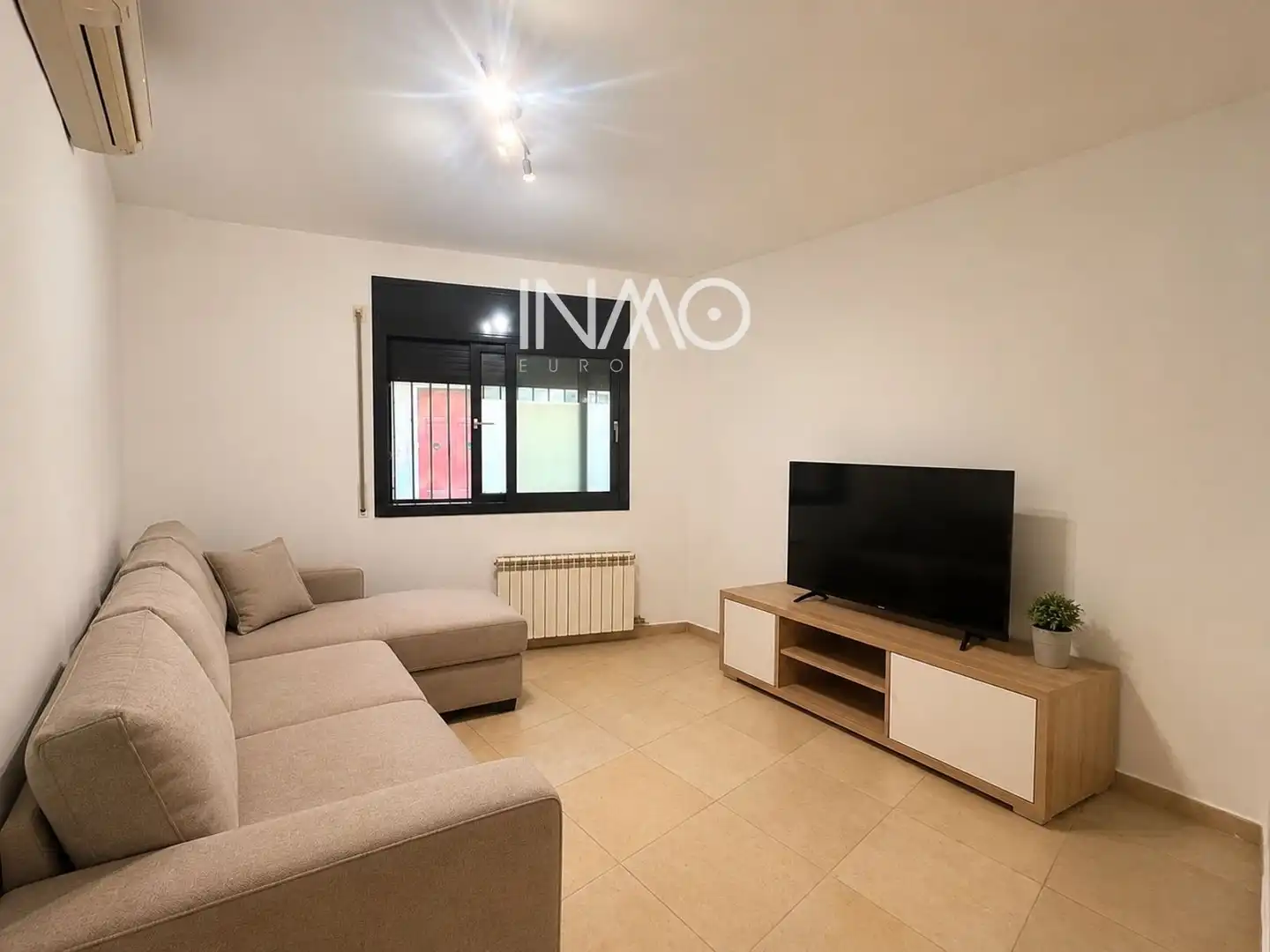 Living room of Flat for sale in Rubí  with Air Conditioner, Heating and Terrace