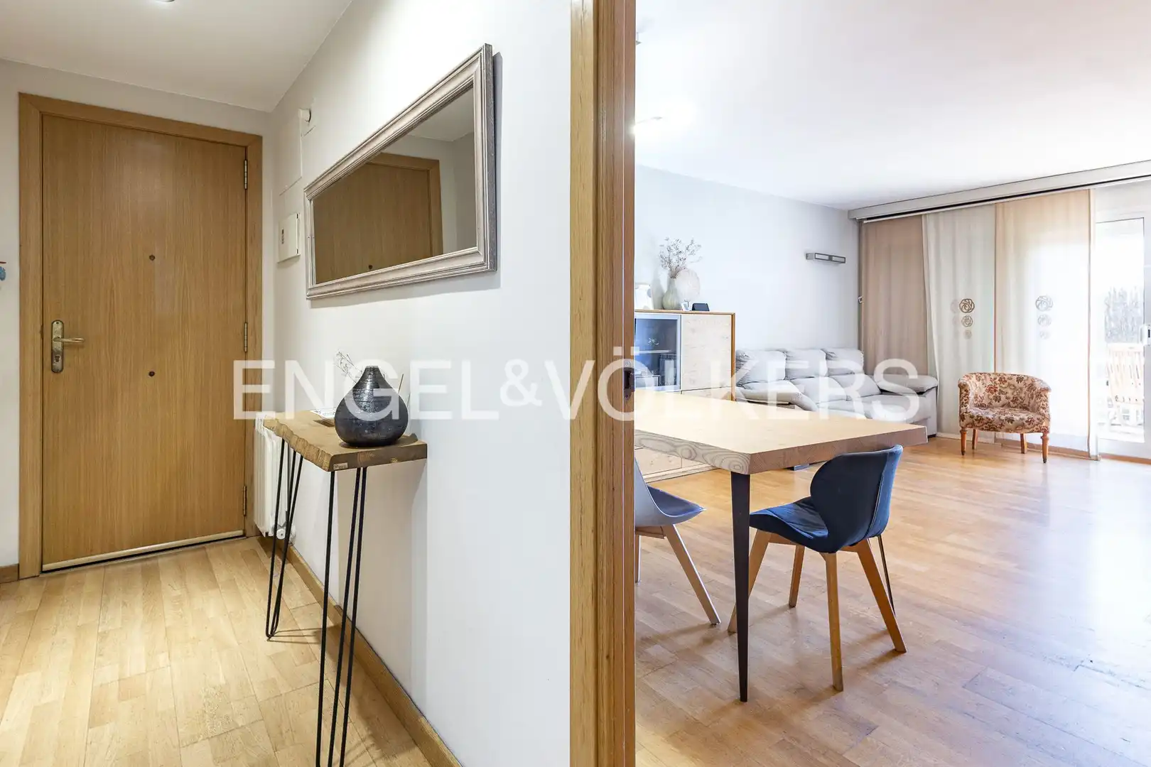 Dining room of Apartments for sale in El Masnou  with Air Conditioner, Heating and Parquet flooring