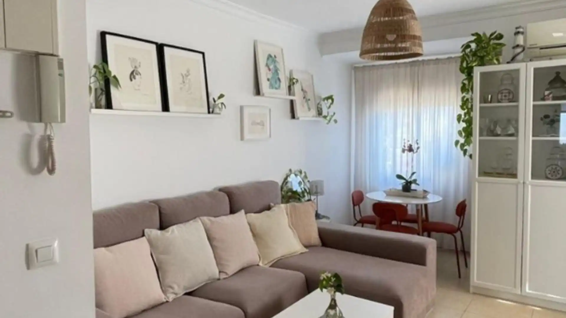 Living room of Flat for sale in Málaga Capital  with Air Conditioner and Furnished