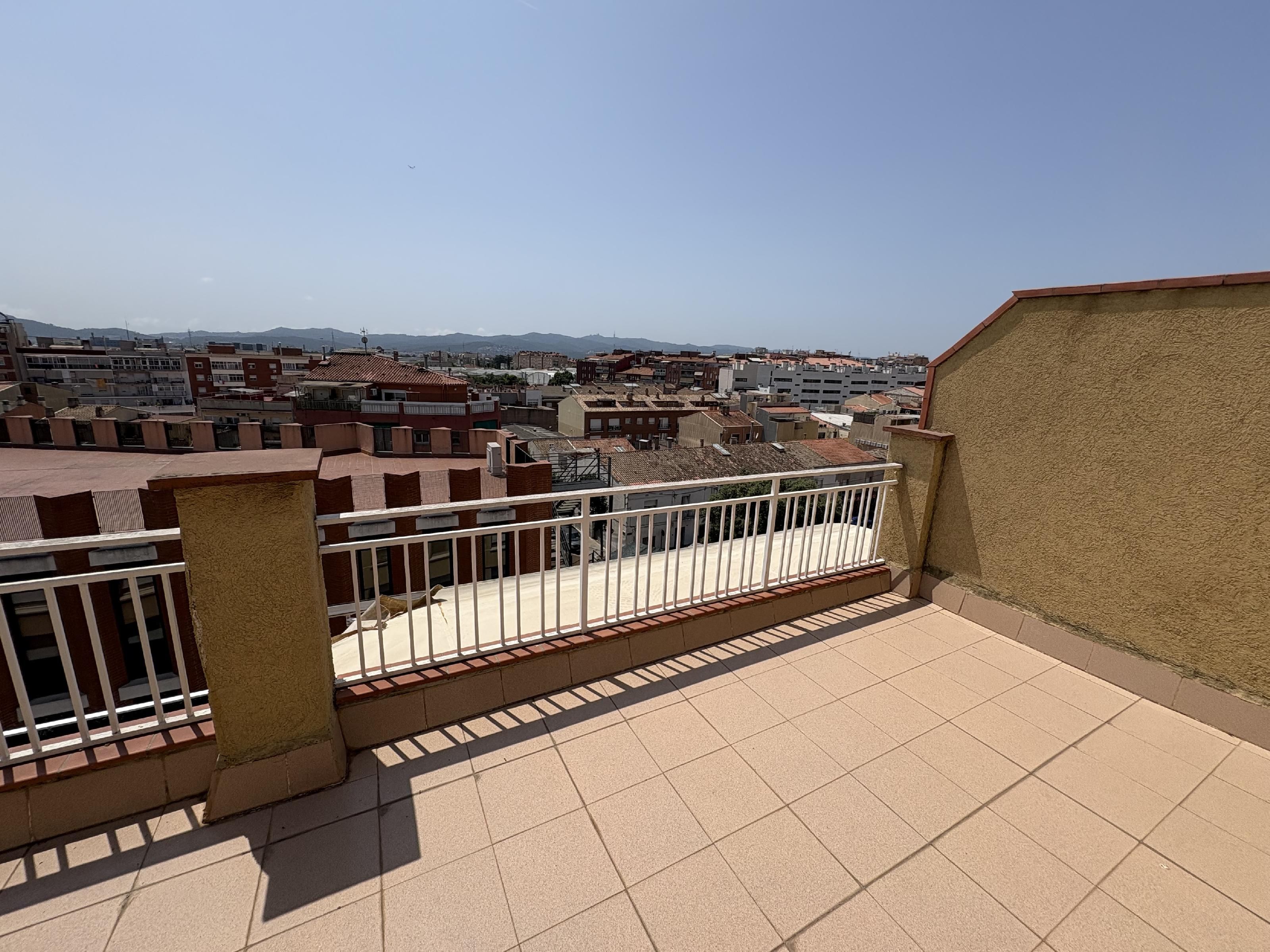 Terrassa de Àtic en venda en Barberà del Vallès amb Terrassa