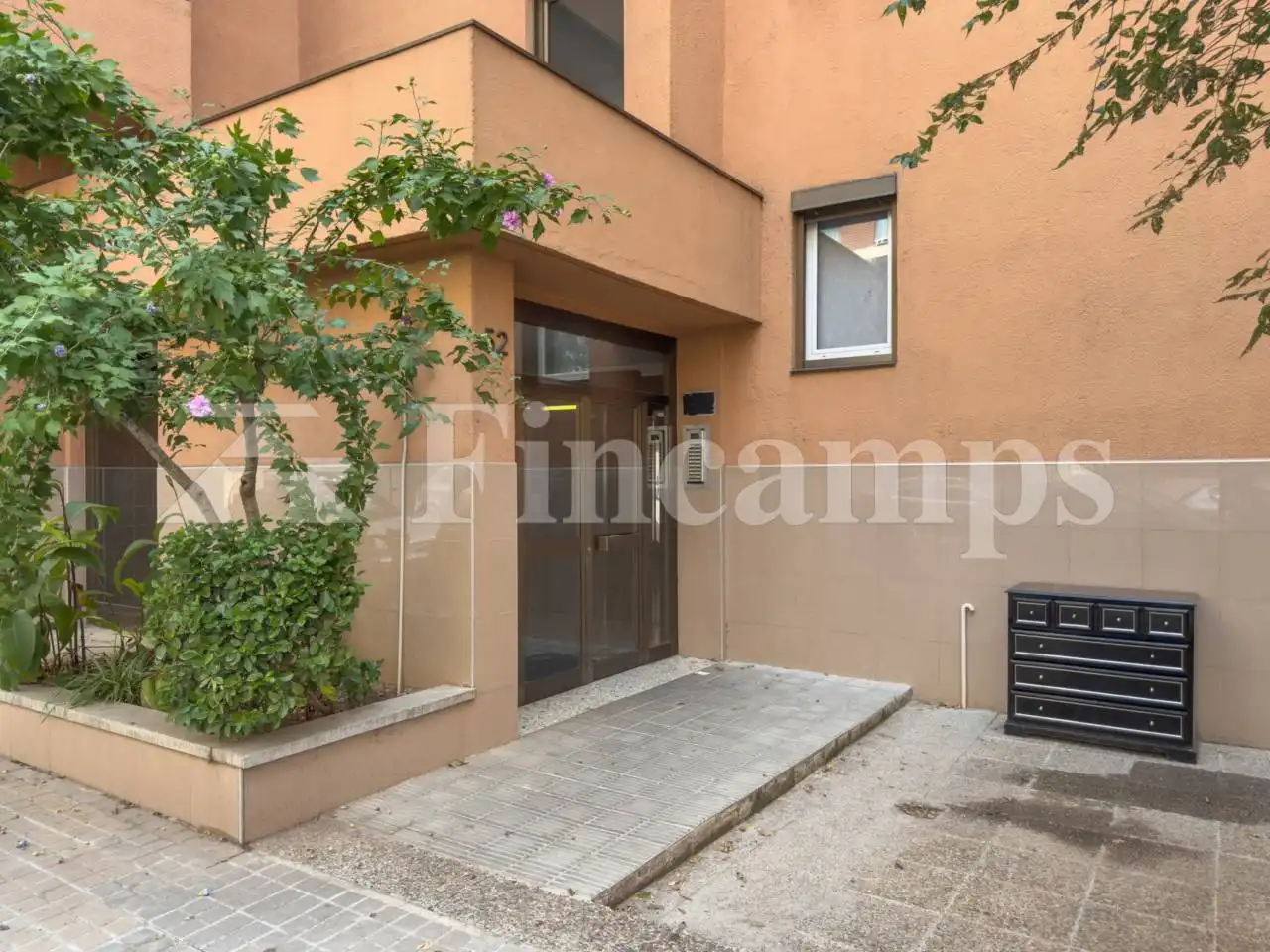 Exterior view of Flat for sale in Sabadell  with Heating
