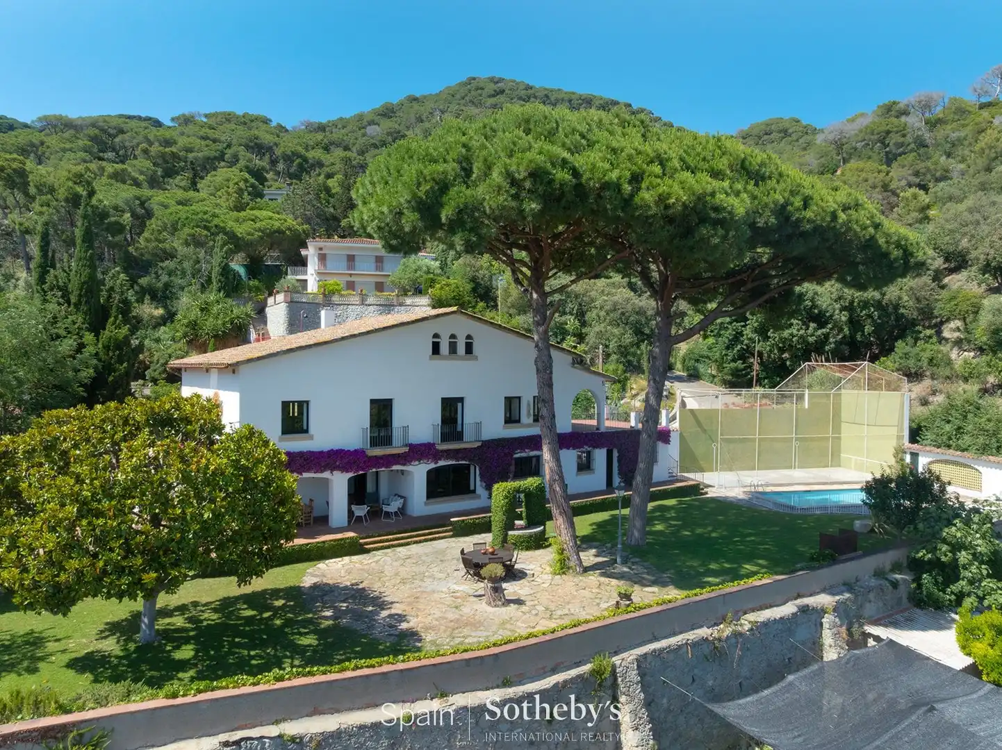 Casa rústica con piscina en venta en Premià de Dalt