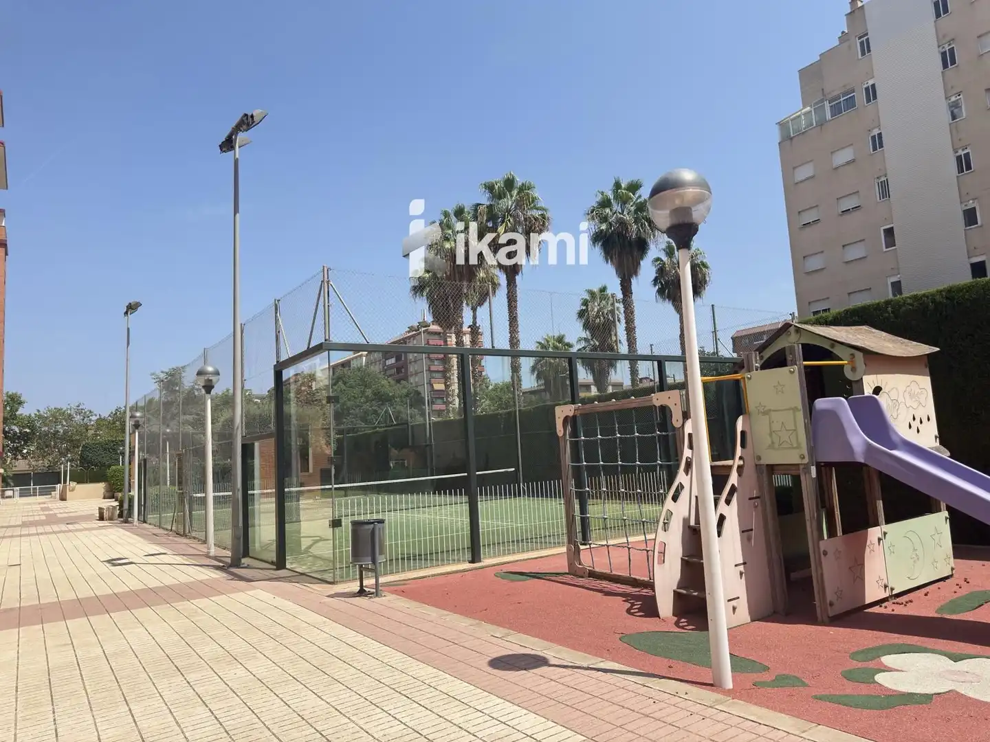 Jardín de Piso en venta en Valencia con Aire acondicionado, Terraza y Piscina