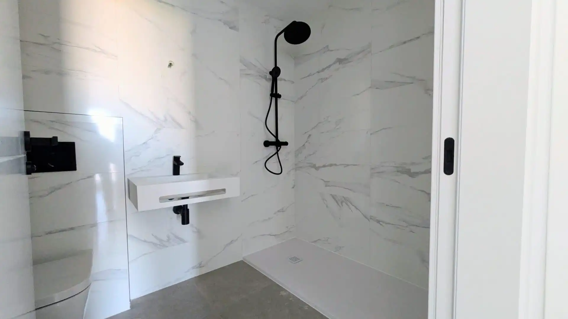 Baño de Ático de alquiler en Fuengirola con Aire acondicionado, Calefacción y Terraza