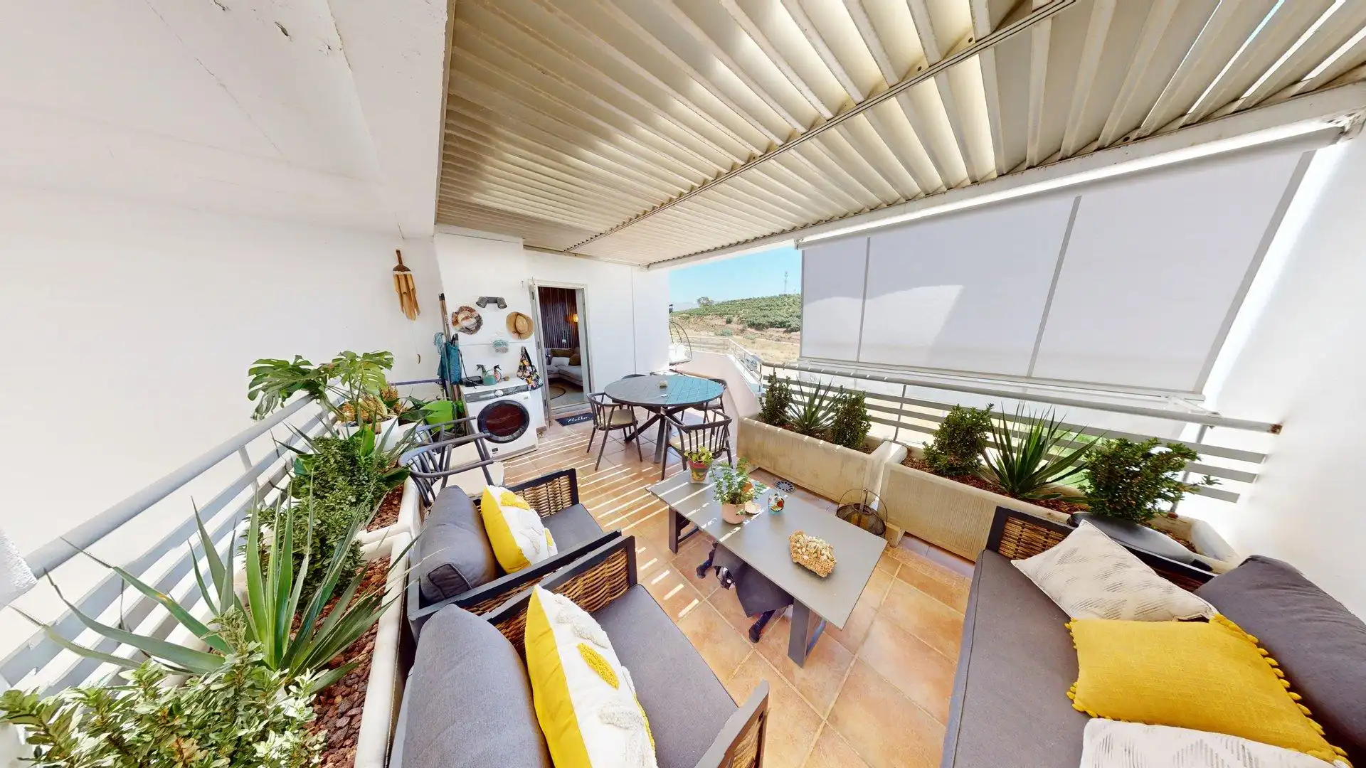 Terrasse von Wohnung zum Verkauf in Mijas mit Klimaanlage, Heizung und Privatgarten