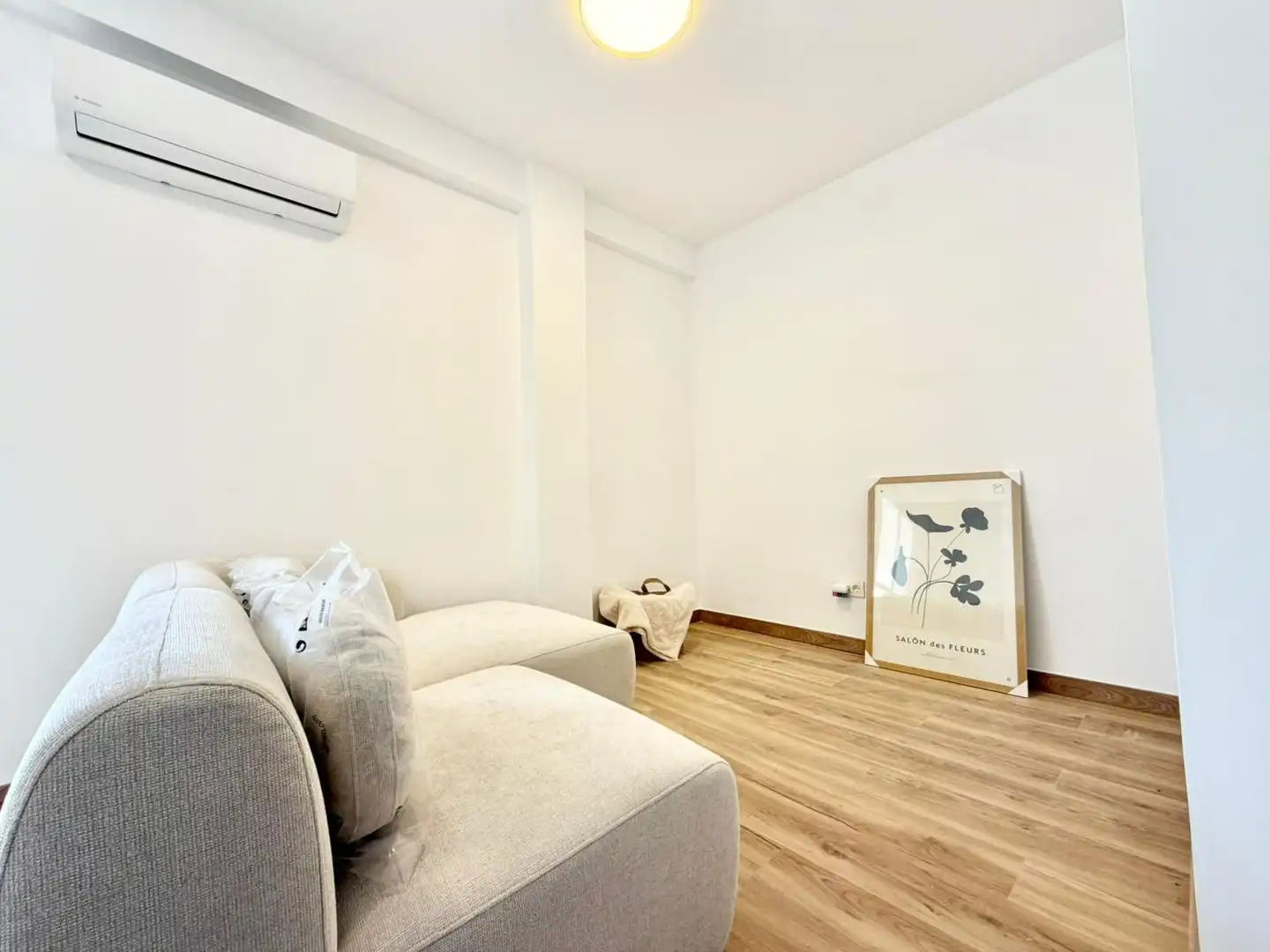 Sala d'estar de Apartament en venda en Benalmádena amb Aire condicionat, Calefacció i Terrassa