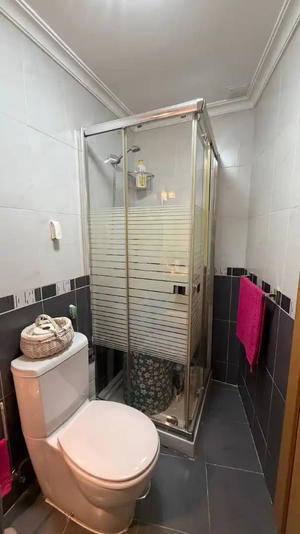 Bathroom of Flat for sale in Úbeda  with Air Conditioner, Heating and Terrace