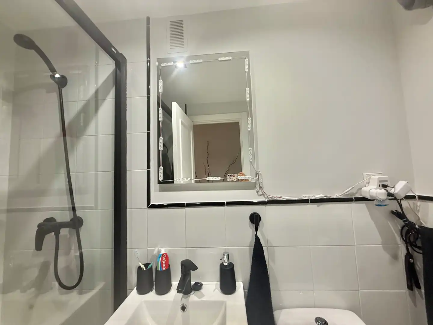 Bathroom of Flat for sale in Madrid  with Heating, Terrace and Furnished