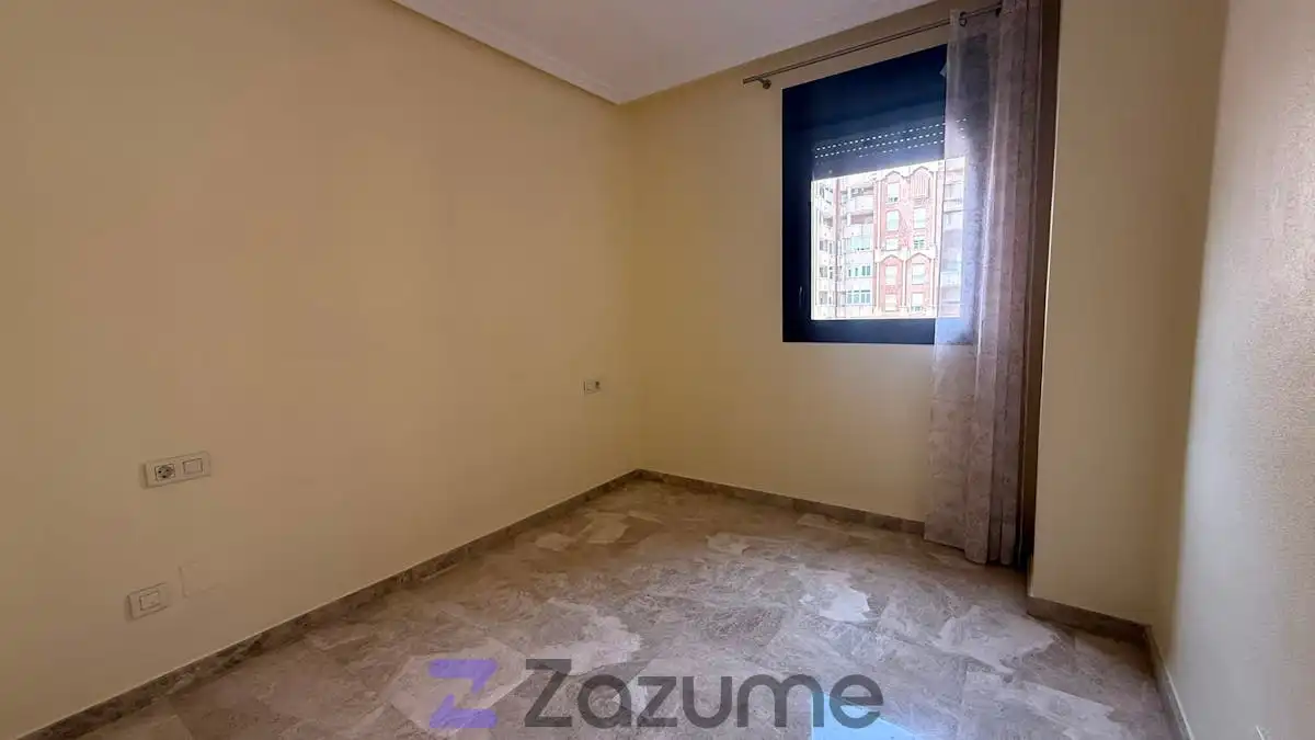 Schlafzimmer von Wohnung zur Miete in Murcia mit Klimaanlage, Heizung und Terrasse