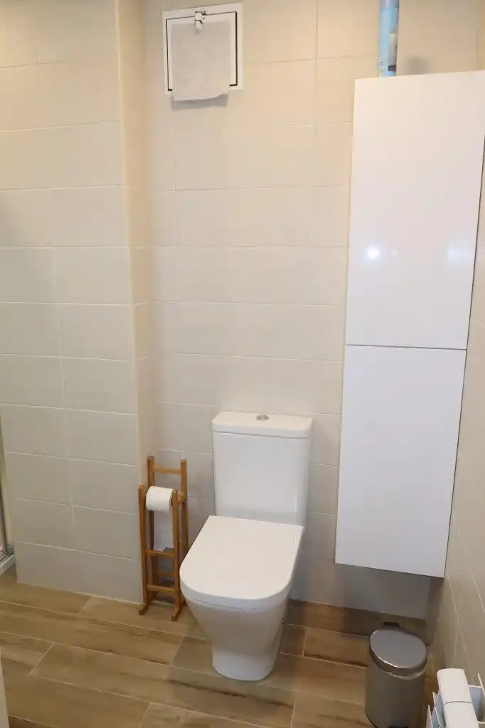 Bany de Pis en venda en A Coruña Capital  amb Aire condicionat, Calefacció i Parquet