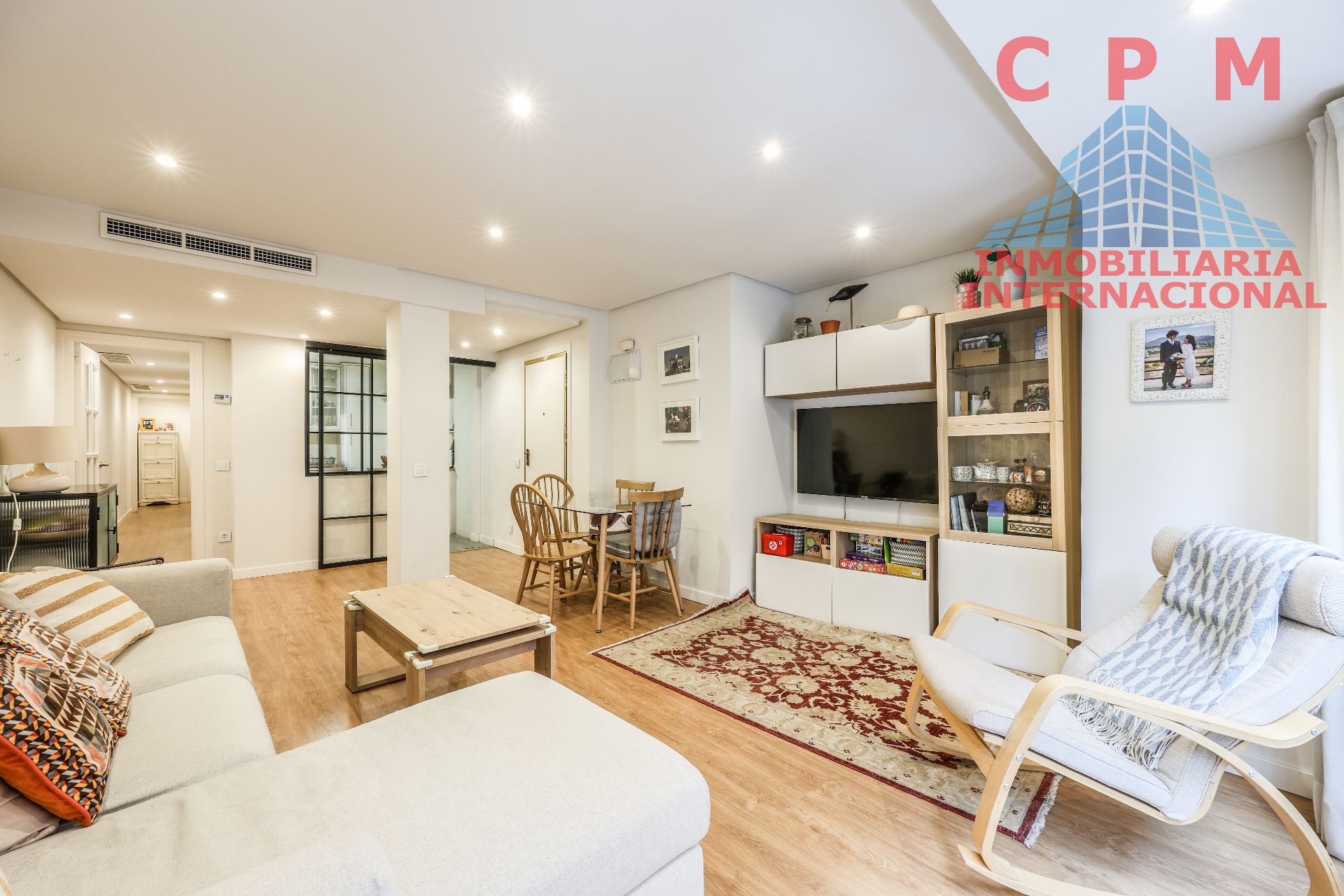 Sala d'estar de Pis de lloguer en  Madrid Capital amb Aire condicionat, Calefacció i Parquet