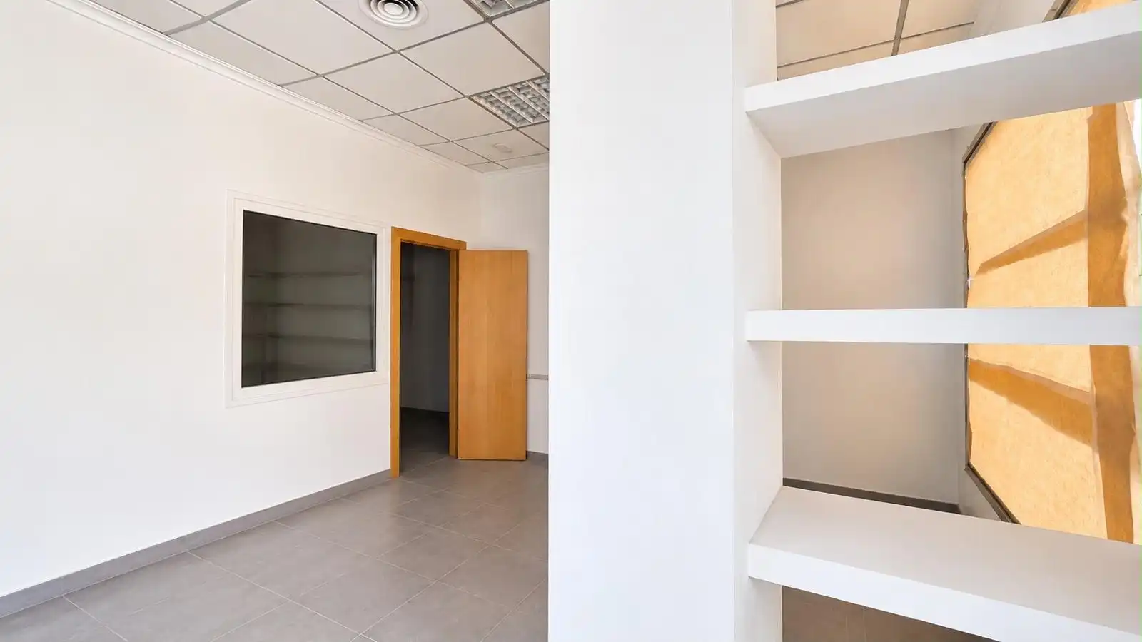 Business premises for sale in Centro, imagen 3