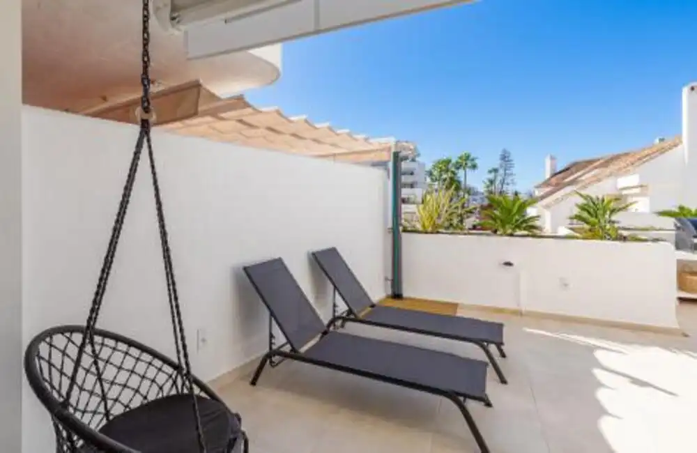 Apartament amb piscina en venda a Nueva Andalucía, imagen 13