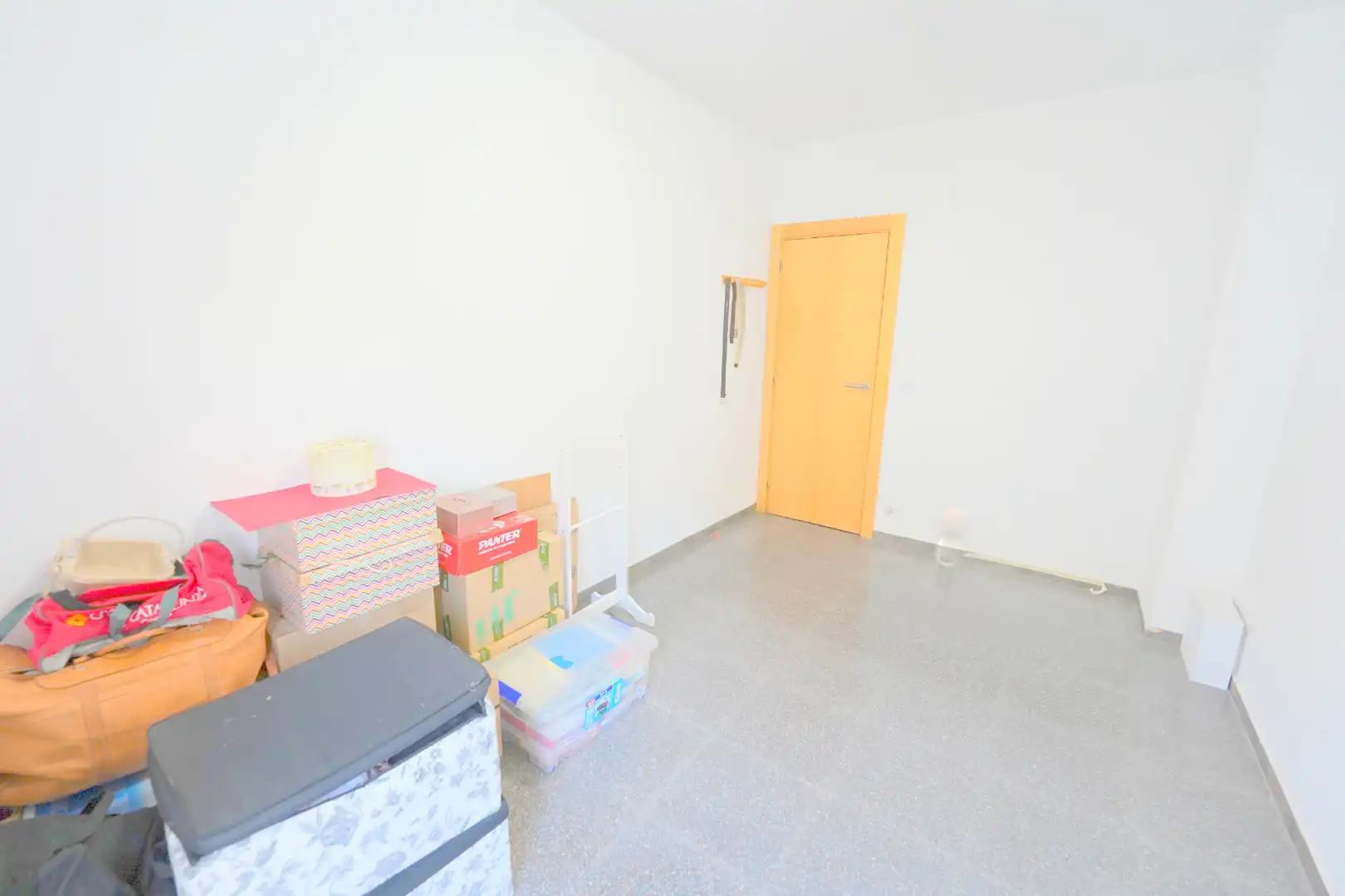 Wohnung zum Verkauf in Barcelona mit Klimaanlage, Heizung und Möbliert