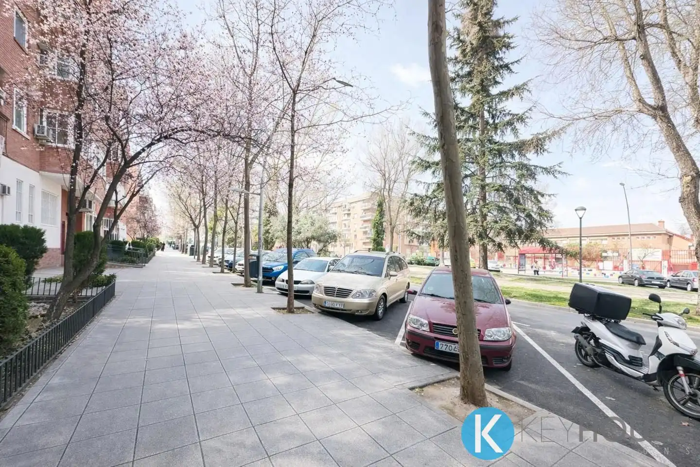 Vista exterior de Local en venta en San Fernando de Henares con Aire acondicionado