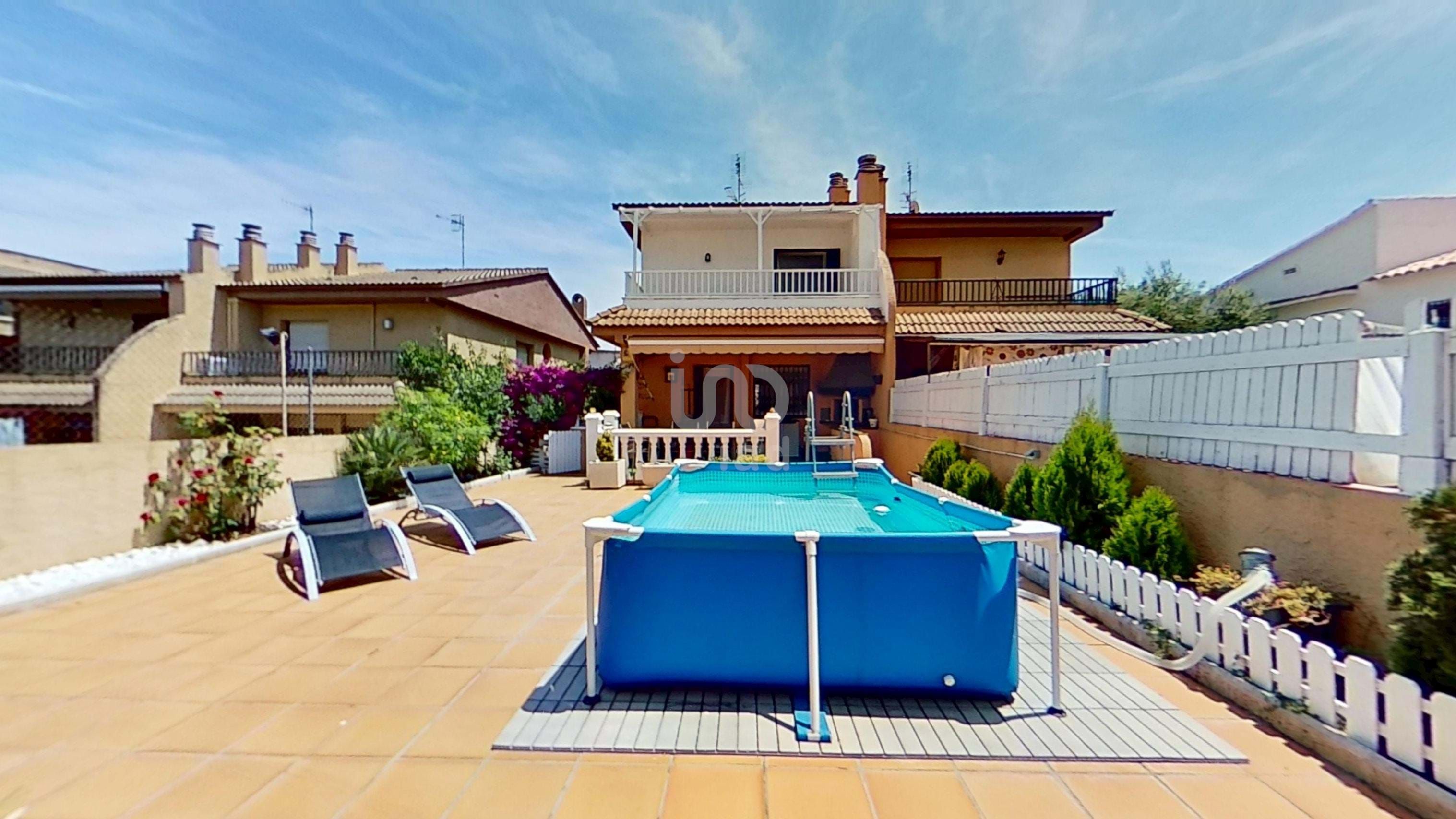 Exterior view of House or chalet for sale in Calafell  with Heating and Terrace