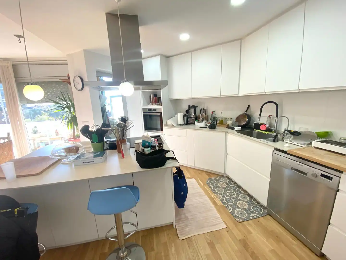 Küche von Wohnung zur Miete in Barcelona mit Heizung, Parkett und Möbliert