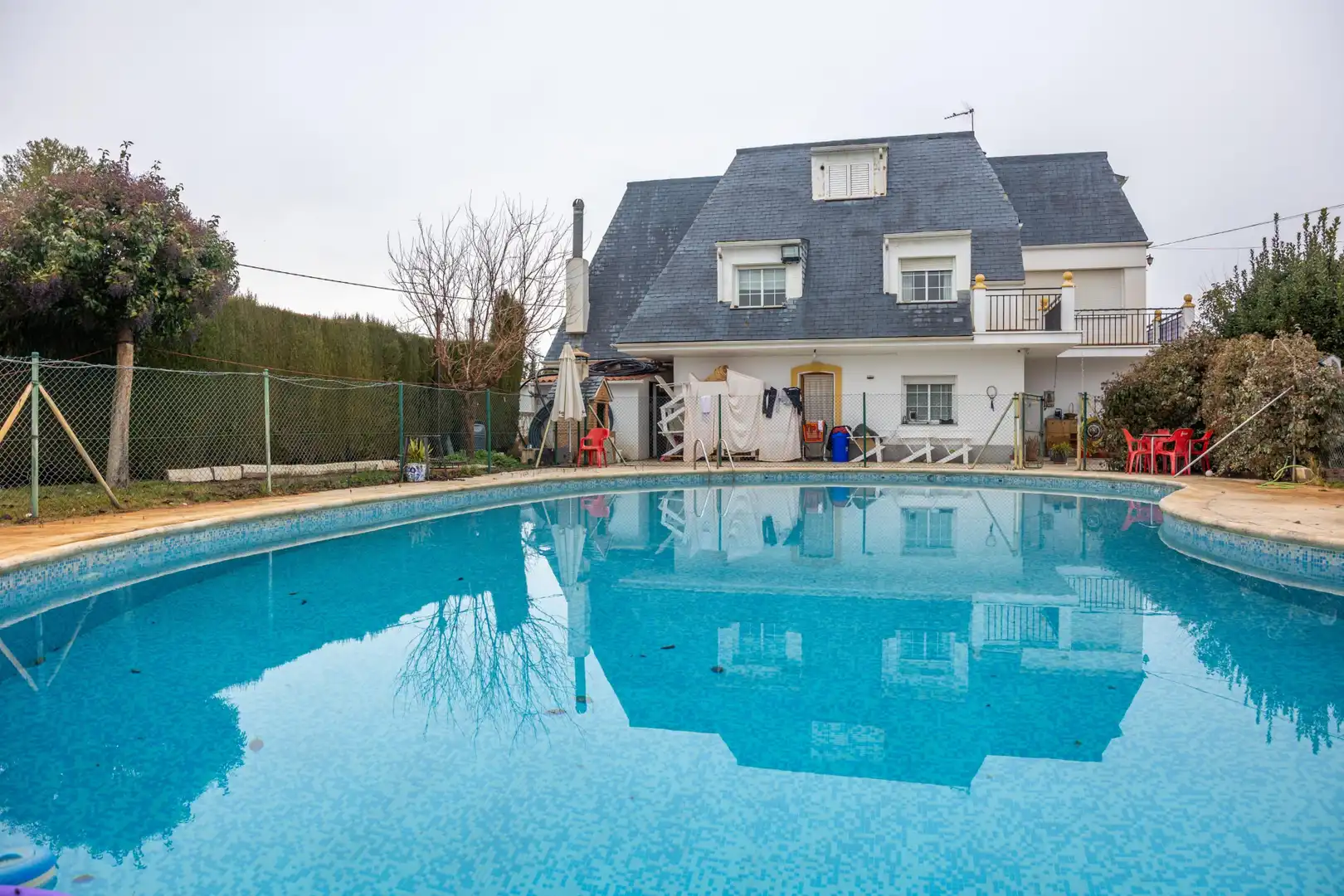 Piscina de Casa o xalet en venda en Baza amb Jardí privat, Terrassa i Piscina