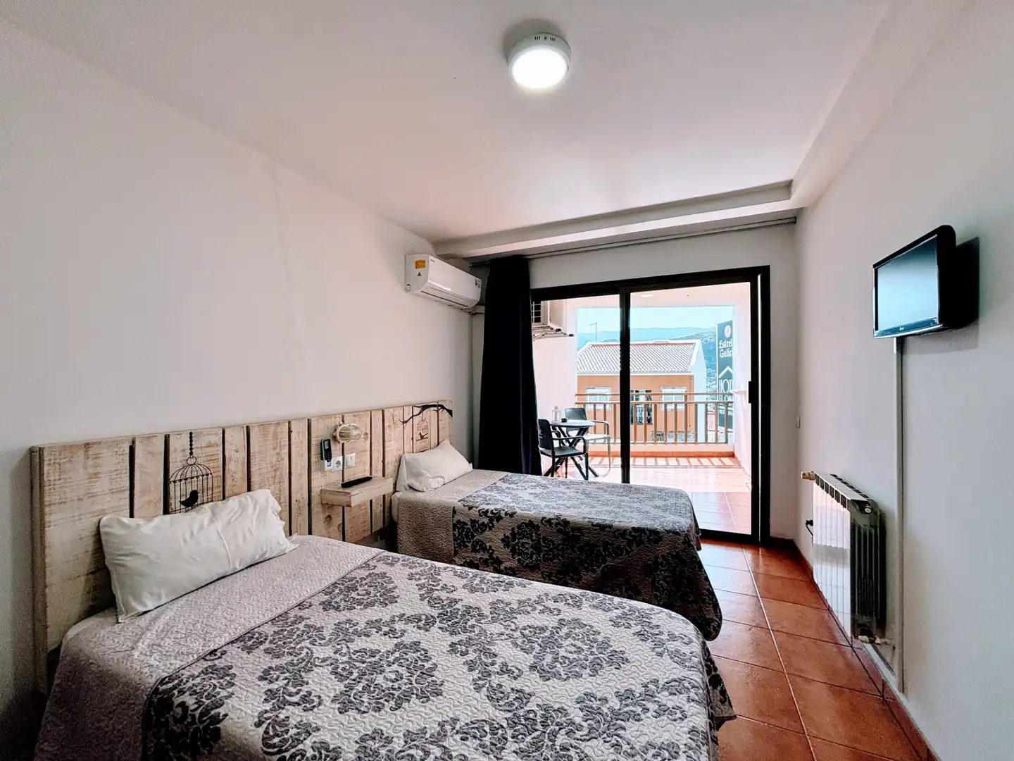 Bedroom of Commercial properties for sale in Teror  with Air Conditioner, Heating and Furnished