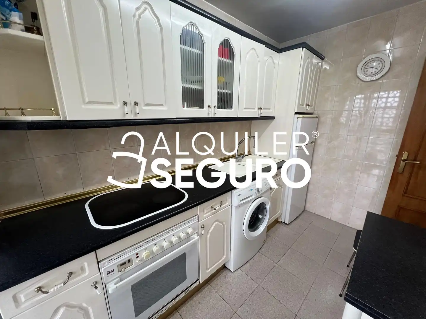 Cocina de Piso de alquiler en Fuencarral - El Pardo