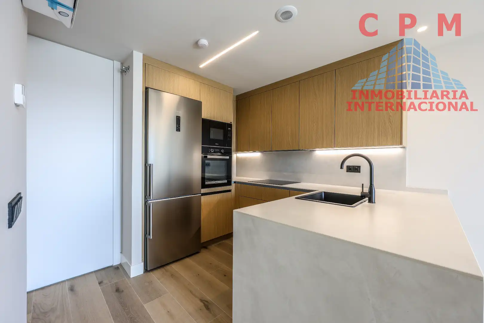 Kitchen of Flat for rent in Madrid  with Air Conditioner, Heating and Terrace