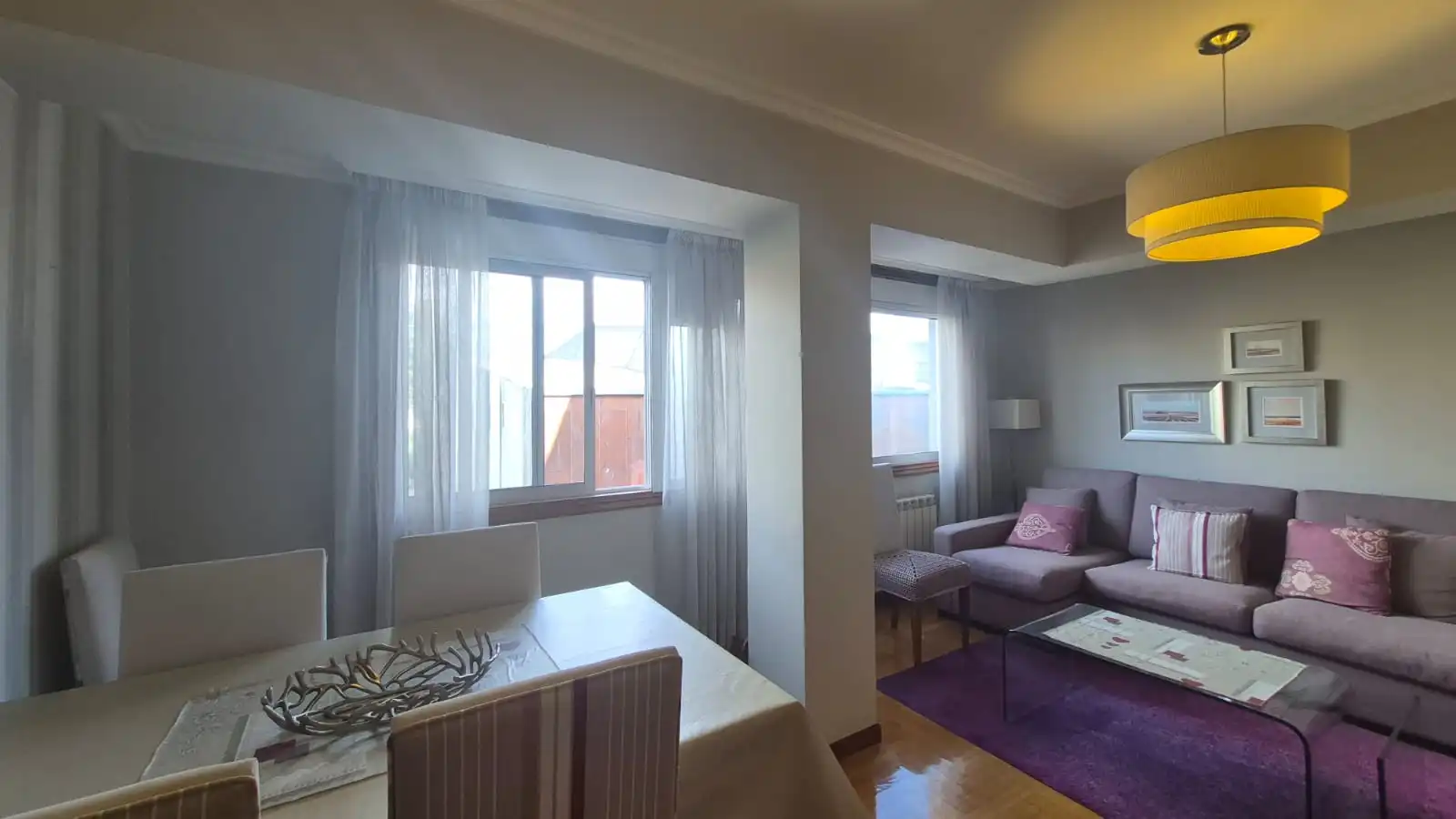 Sala de estar de Piso de alquiler en Vigo  con Amueblado, Horno y Lavadora