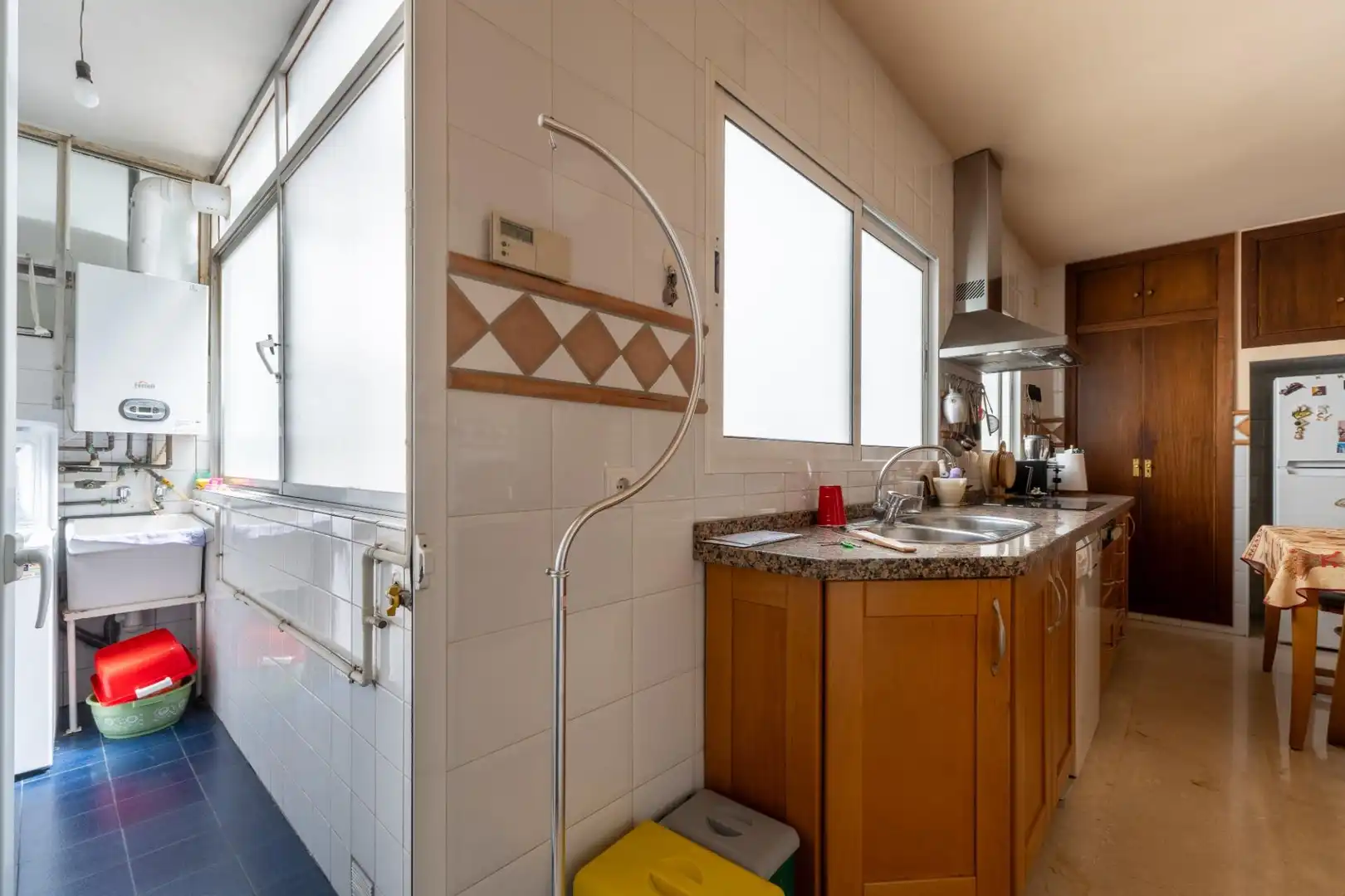 Küche von Wohnung zum Verkauf in Córdoba mit Klimaanlage, Heizung und Abstellraum