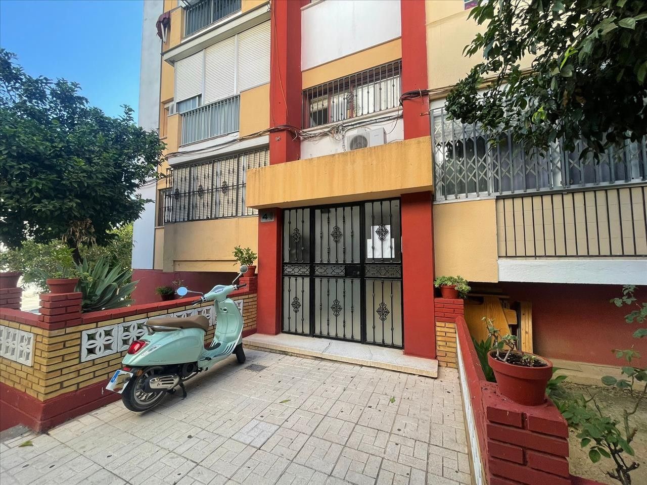 Exterior view of Flat for sale in  Huelva Capital