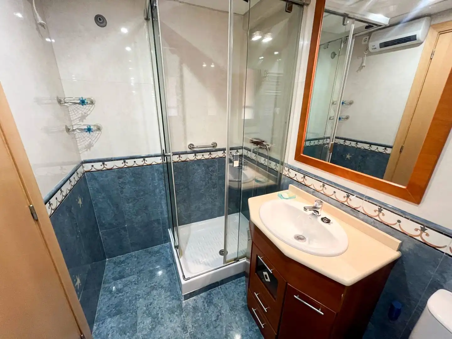 Wohnung zur Miete in Calle de Omega, 17, Valdebernardo - Valderribas