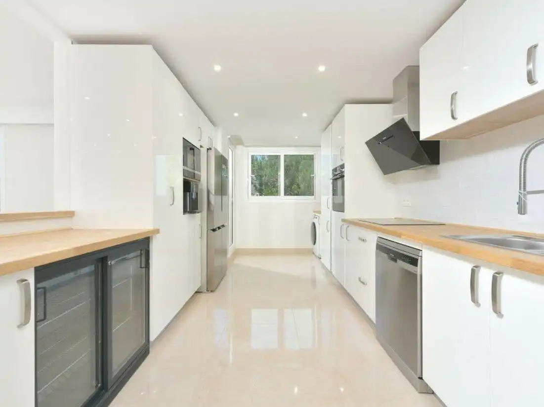 Penthouse with pool for sale in Nueva Andalucía, imagen 15