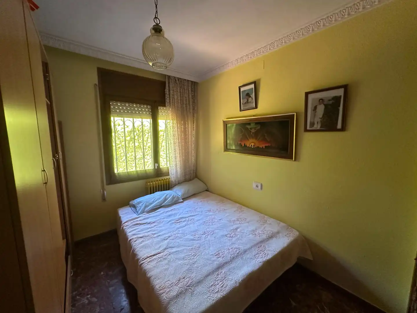 Dormitori de Casa o xalet en venda en Mont-roig del Camp amb Aire condicionat, Calefacció i Jardí privat