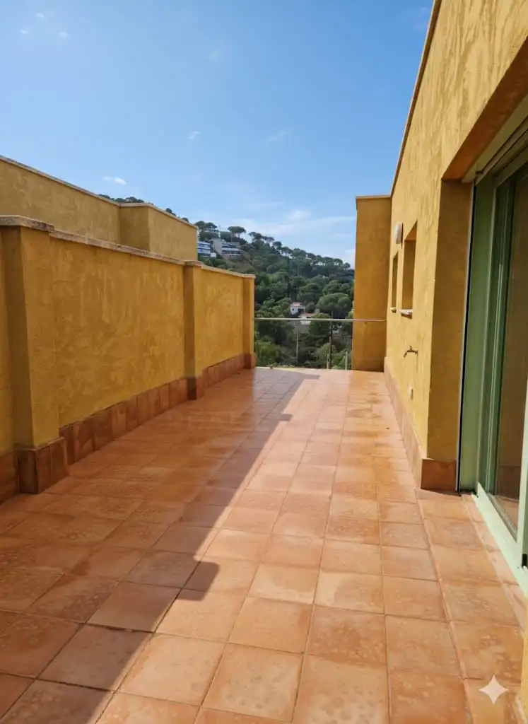 Casa aparellada amb piscina en venda a Begur pueblo, imagen 21