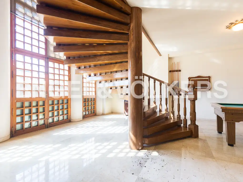 Houses for sale in Ontinyent  with Air Conditioner, Heating and Private garden