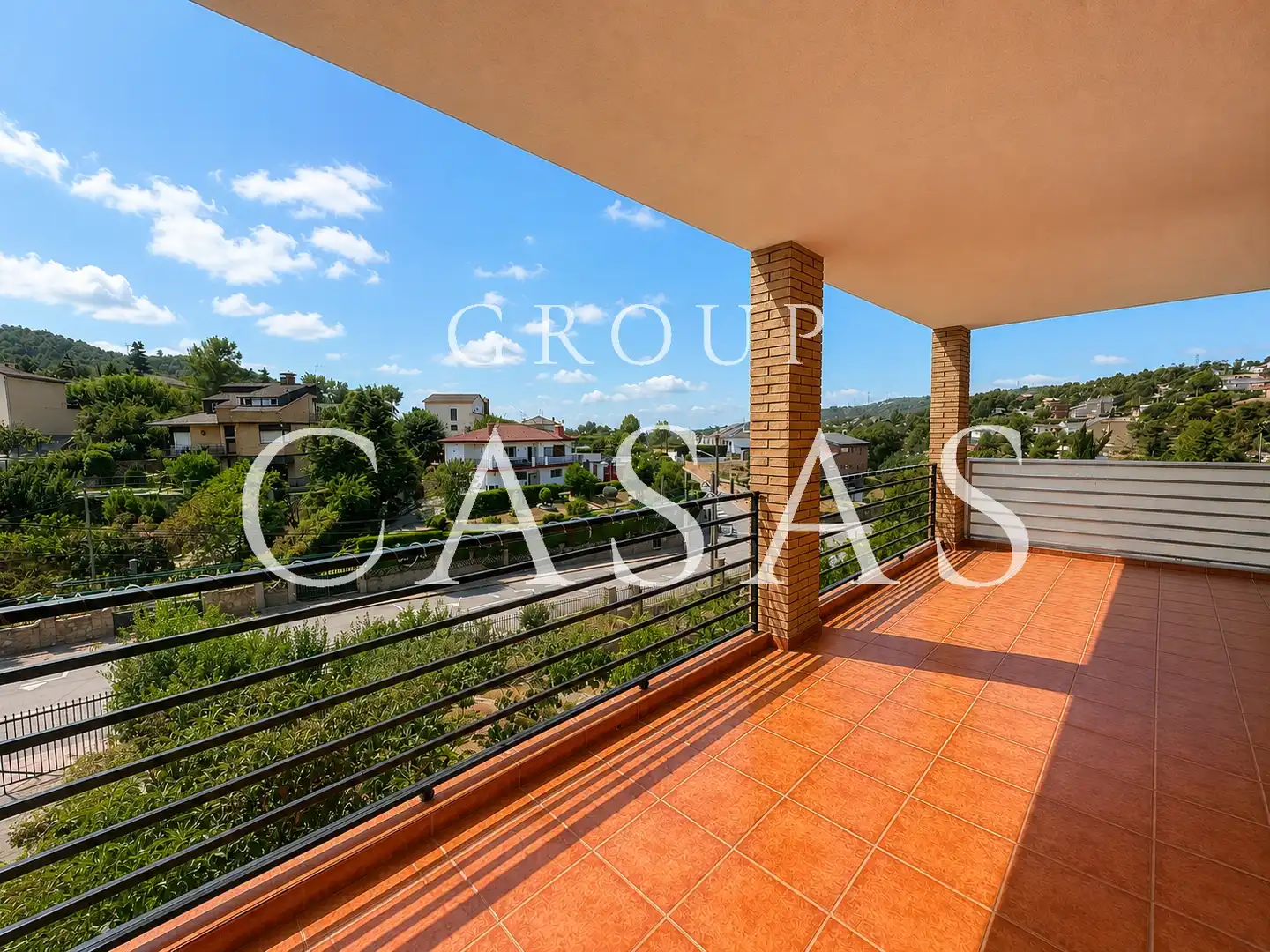 House with pool for sale in Avinguda Pont del Lledoner, imagen 3
