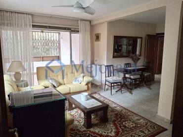 Flat with balcony for sale in Calle de Utrillas