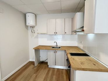 Wohnung mit Balkon zum Verkauf in N/A 39