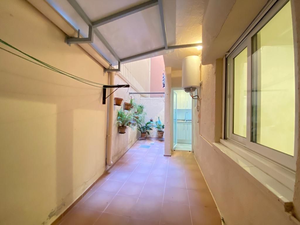 Building for sale in  Barcelona Capital